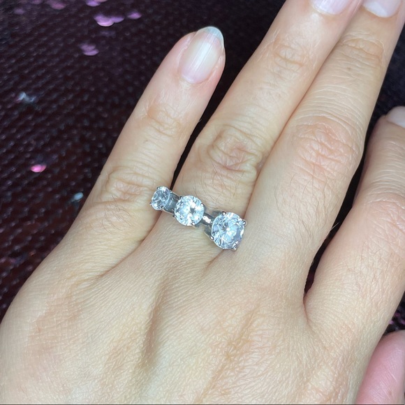 Triple zirconia sterling silver - Picture 2 of 9
